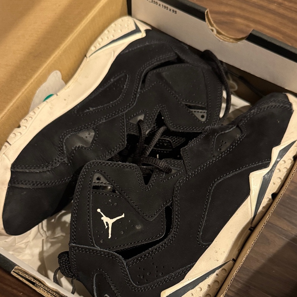 Men's Black Athletic Shoes